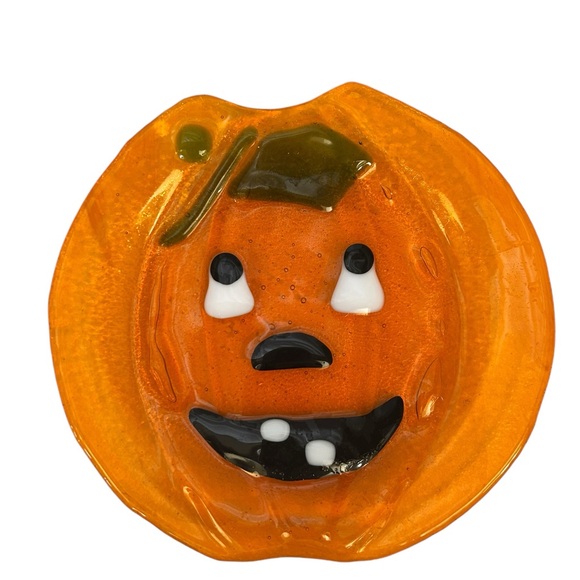 Fused Glass Jack-o’-lantern set of 4 Halloween Pumpkin Plates Decor - Picture 2 of 7